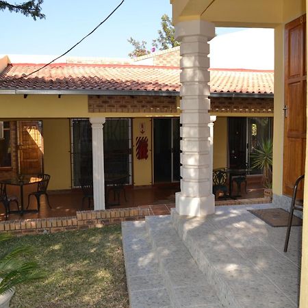 Kamogelo Guest House Пиланесберг Екстериор снимка
