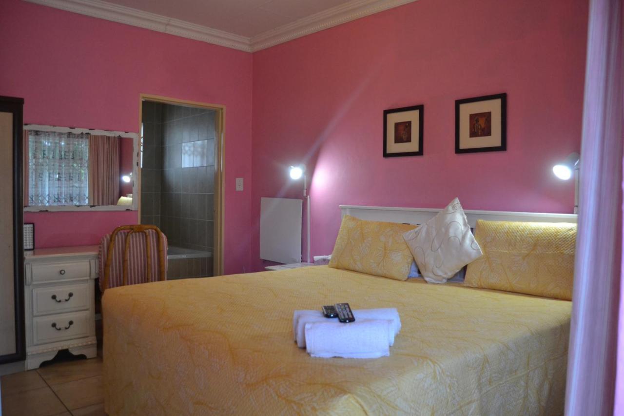 Kamogelo Guest House Пиланесберг Екстериор снимка