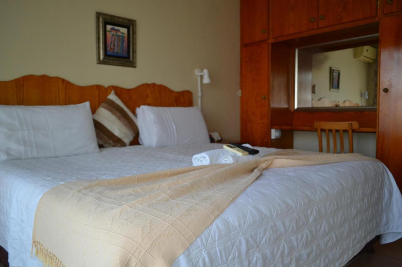 Kamogelo Guest House Пиланесберг Екстериор снимка
