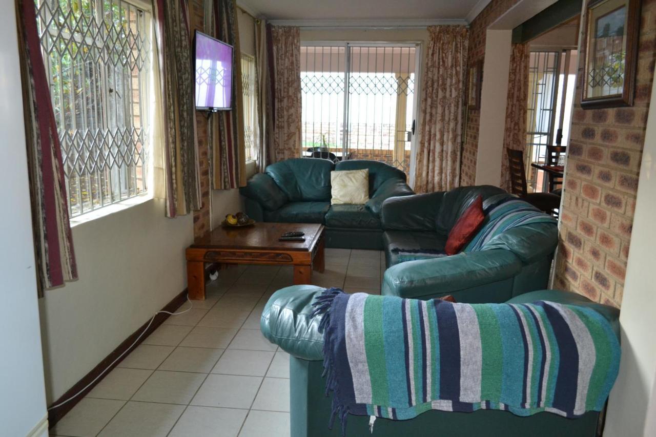 Kamogelo Guest House Пиланесберг Екстериор снимка