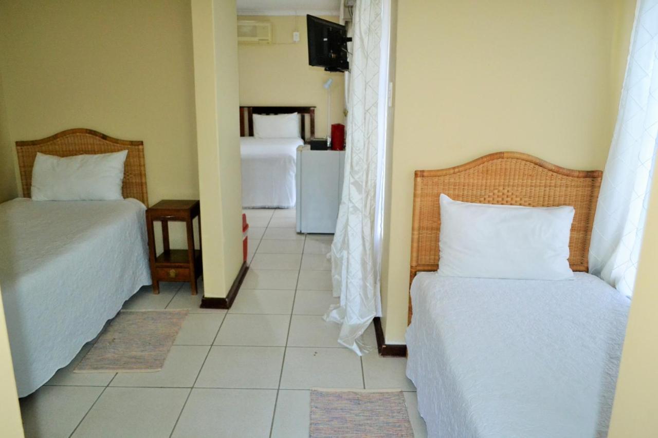 Kamogelo Guest House Пиланесберг Екстериор снимка