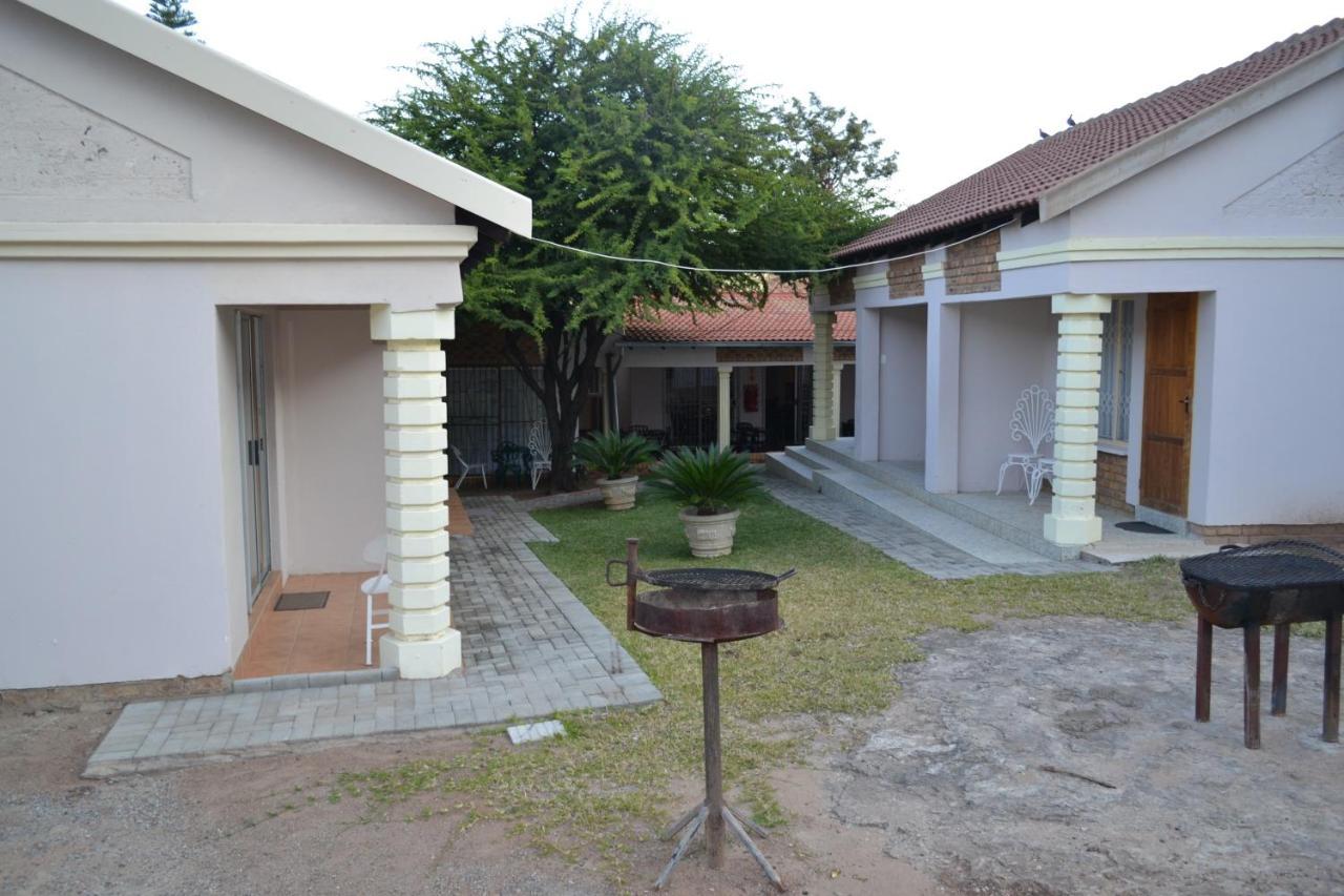 Kamogelo Guest House Пиланесберг Екстериор снимка